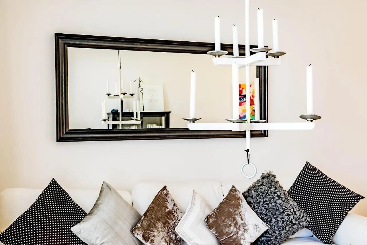 Ap165 - Contemporary Scandinavian Style Apartment Marbella