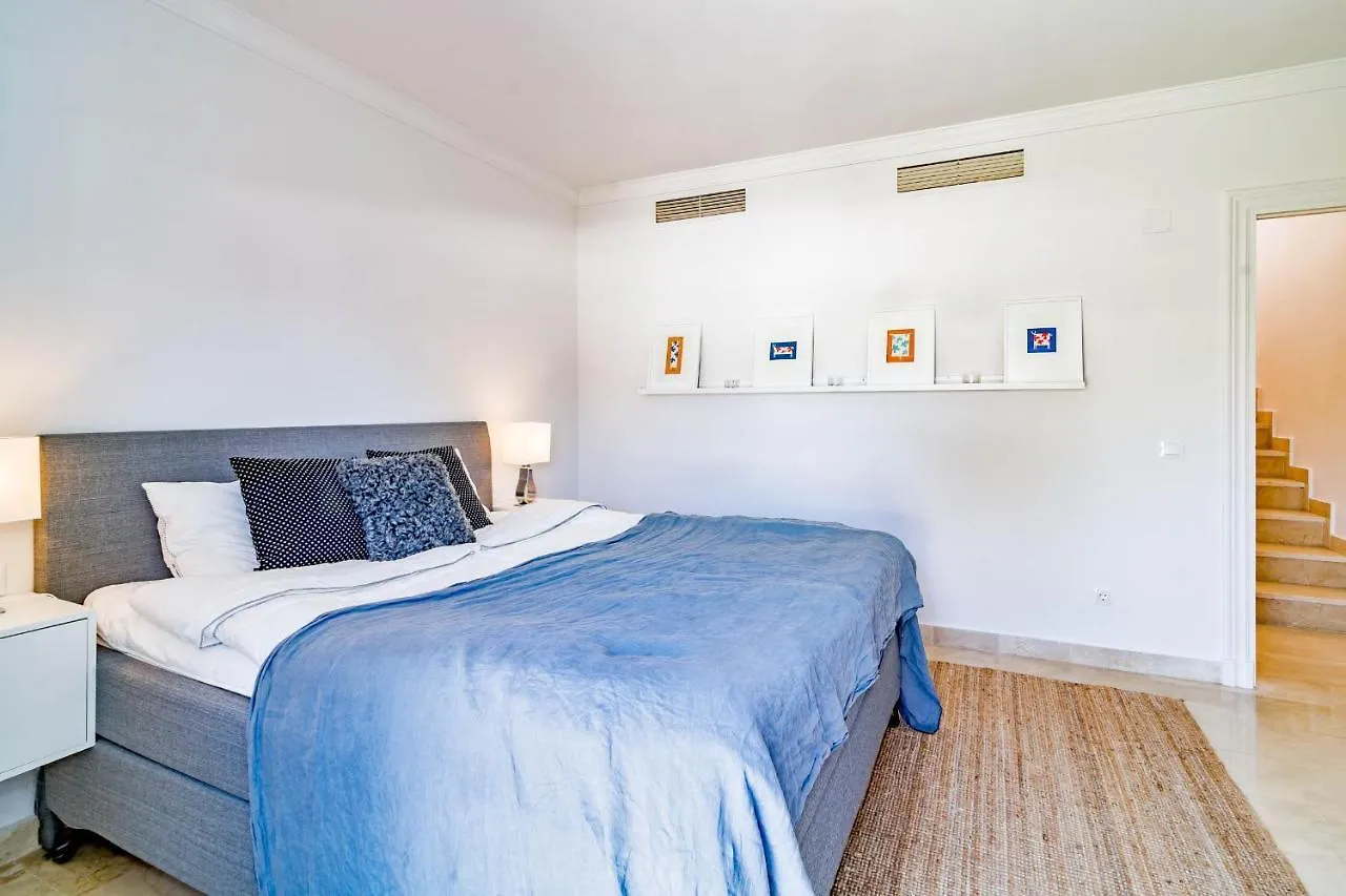 Ap165 - Contemporary Scandinavian Style Apartment Marbella